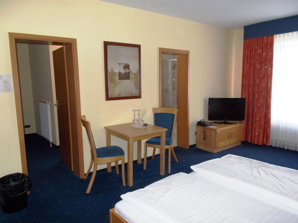 Monteurzimmer Thalfried Ruhla Chambre photo